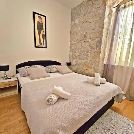 Moni Appartement