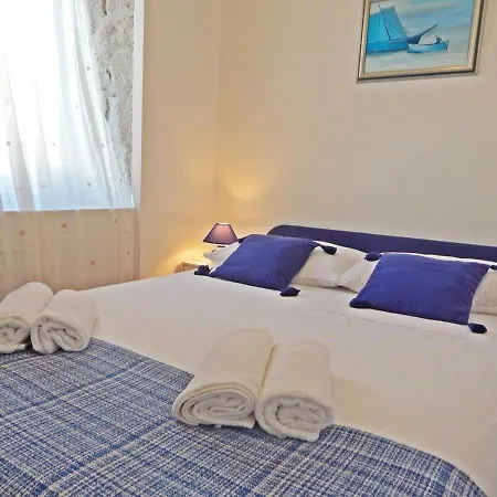 Moni Appartement *