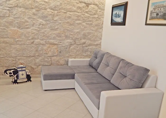 Moni Apartmán *