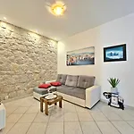 Moni Apartman Split