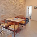 Apartman Moni *